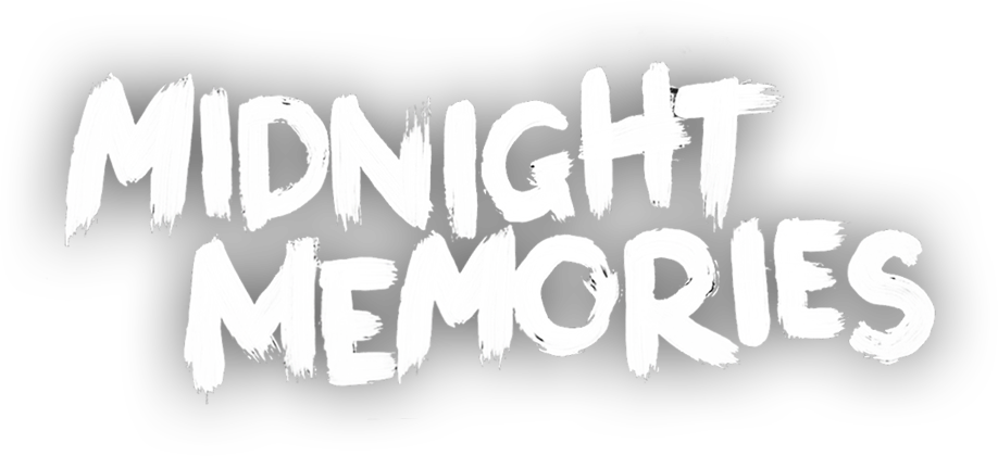 Visit - Official One Direction Midnight Memories Hard Back (918x420), Png Download