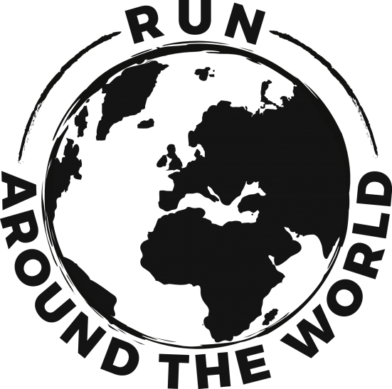 Run Around The World - Black And White Robinson World Map (551x547), Png Download