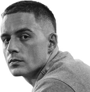 Irish Singer-songwriter Laying Himself Bare Over Trippy - Dermot Kennedy (470x320), Png Download