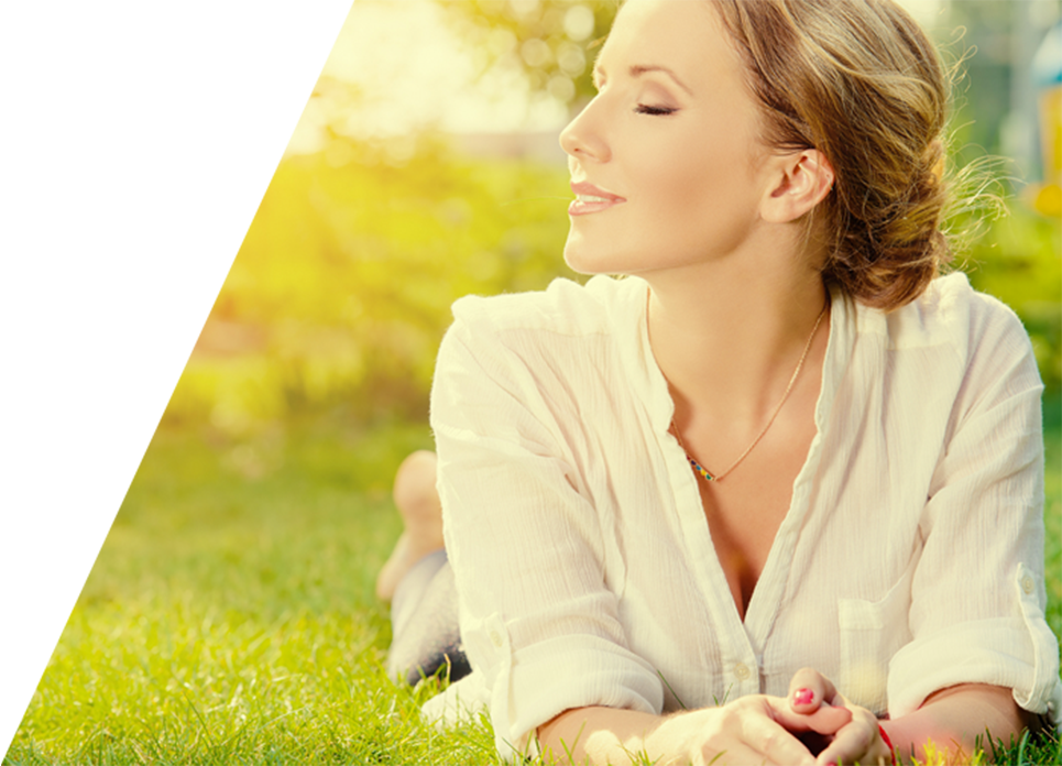 Woman Laying In Grass, Plastic Surgery Nashville, Tn, - Puremist Stainless Steel Set Of 2 Hypoallergenic 24-inch (965x696), Png Download