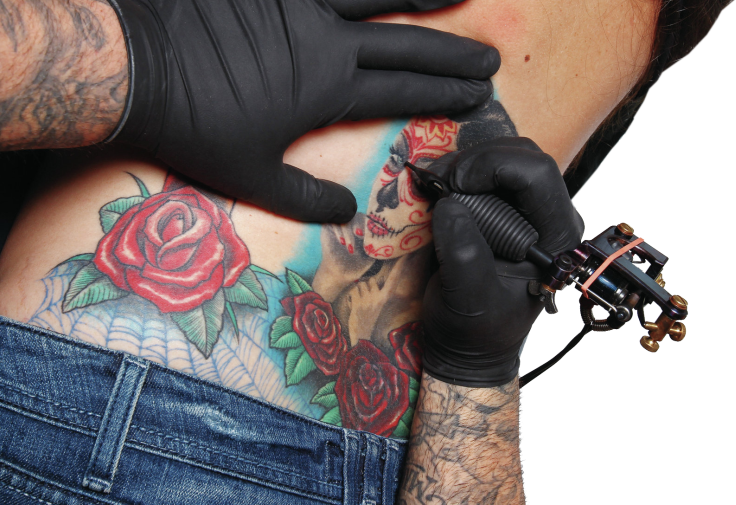 Foto Tattoo - Tatuajes Que Estan Tatuando (736x505), Png Download