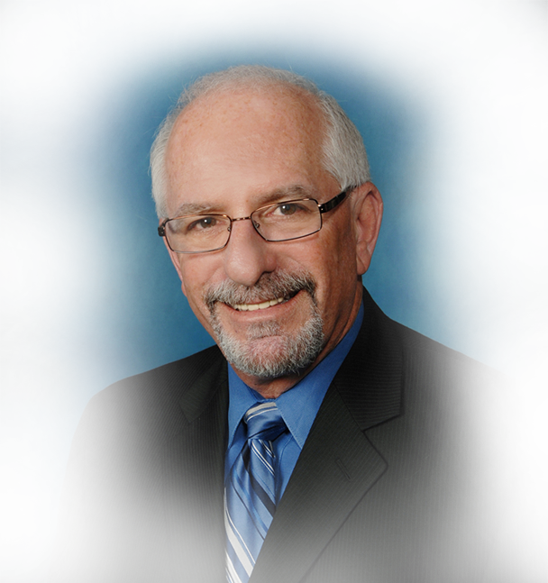 Florida Accident Attorney Qualifications And Experience - Businessperson (608x647), Png Download