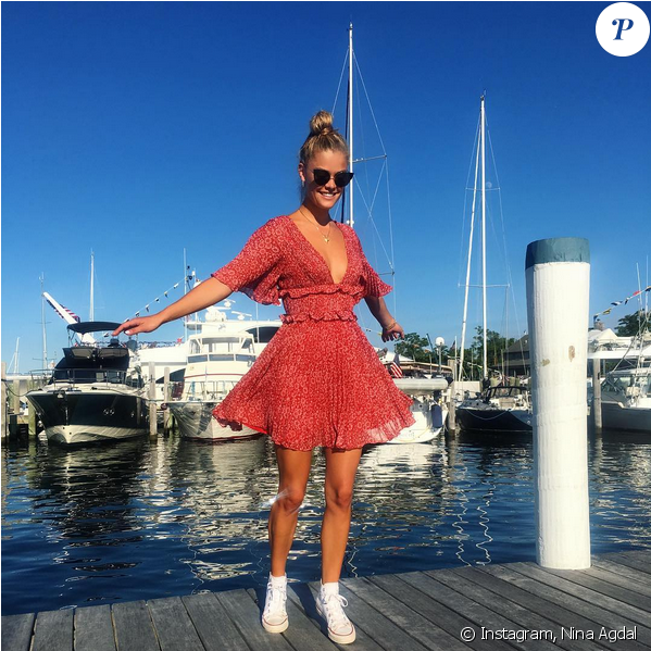 Photo De Nina Agdal - Amur The Quinn Dress (950x598), Png Download