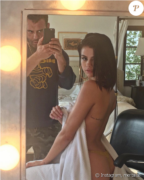 2971433 Selena Gomez Sexy Et Vetue D Un - Selena Gomez Hot Candids (950x593), Png Download