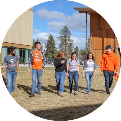 Students Walking On Campus - Arch (400x400), Png Download