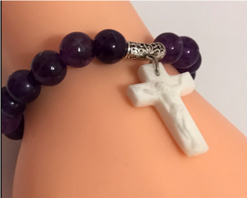 Purple Hand Craved Cross Natural Stone Bead Bracelet - Bracelet (500x500), Png Download