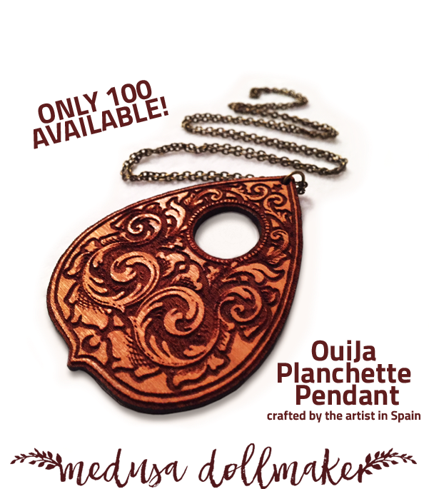 Ouija Planchette Pendant By Teevillain - Locket (600x758), Png Download