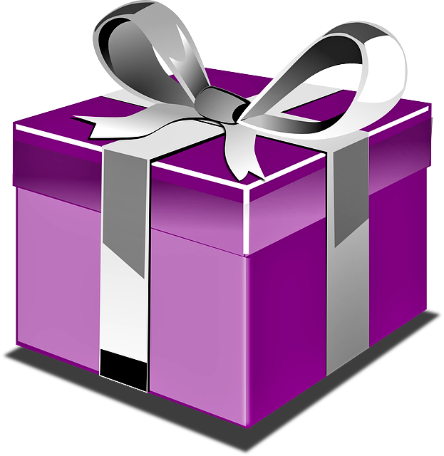 Caixa De Presente Em Png - Present Clip Art (623x640), Png Download