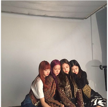 Black Pink Insta Update (640x360), Png Download