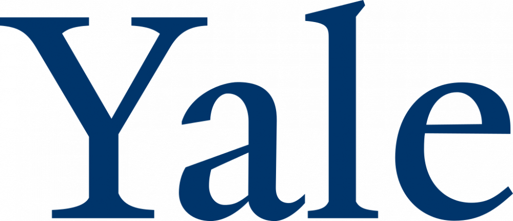 Penn Student Walking Down Locust In Yale Sweatshirt - Yale University Logo (1000x432), Png Download