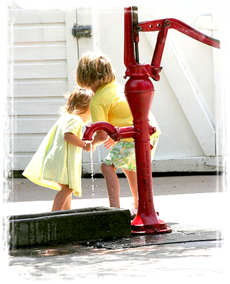 Water Well - Girl (454x559), Png Download