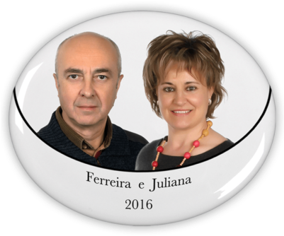 Placa Oval Família Em Porcelana Com Letras E Friso - Cemetery (400x400), Png Download