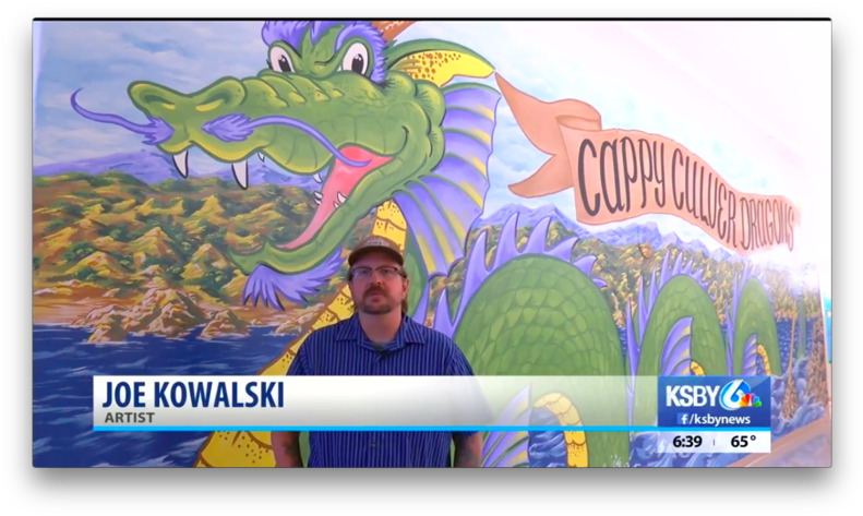 Artist Joe Kowalski With The New Dragon Mural At Cappy - Cappy Culver Elementary School (800x480), Png Download
