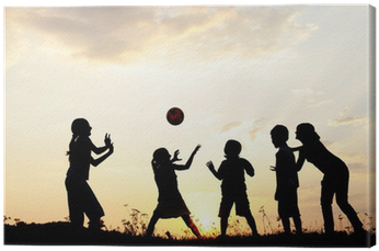 Silhouette, Group Of Happy Children Playing On Meadow, - Spirito Di Squadra Pallavolo (400x400), Png Download