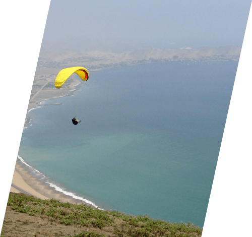 Over Miraflores - Paragliding - Lima (500x470), Png Download