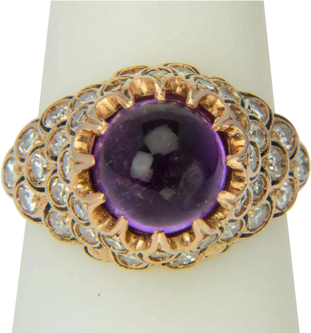 A Deep Purple Cabochon Amethyst Flows From A Top Of - Amethyst (650x650), Png Download