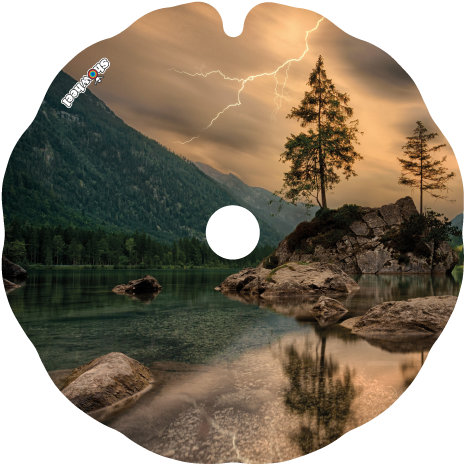 Zoom - Beautiful Photograph Of Lightning Flashing Over Trees (500x500), Png Download