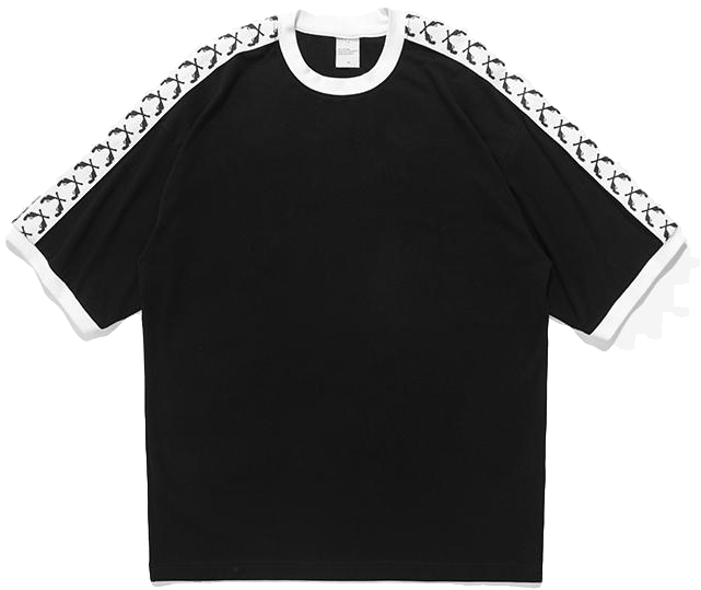 Crossed Pistols T-shirt - T-shirt (688x651), Png Download