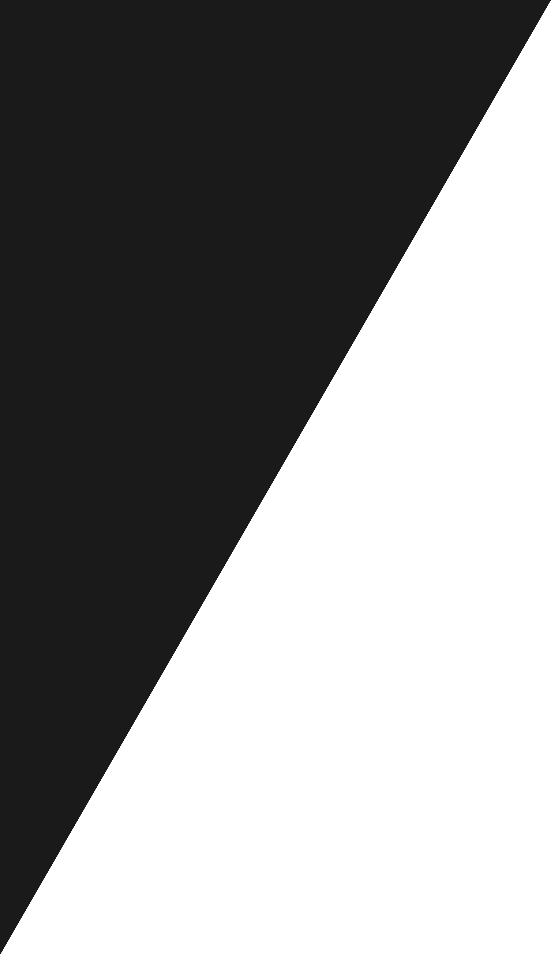 6 State Of The Art Elevators, Including 1 Reserved - Triangle Gris (1888x3270), Png Download