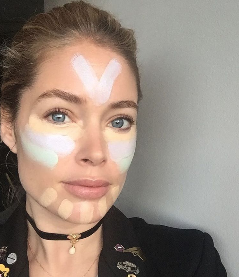 How To Use Concealer To Cover Up Dark Circles, Breakouts - Cosmetics (1200x1200), Png Download