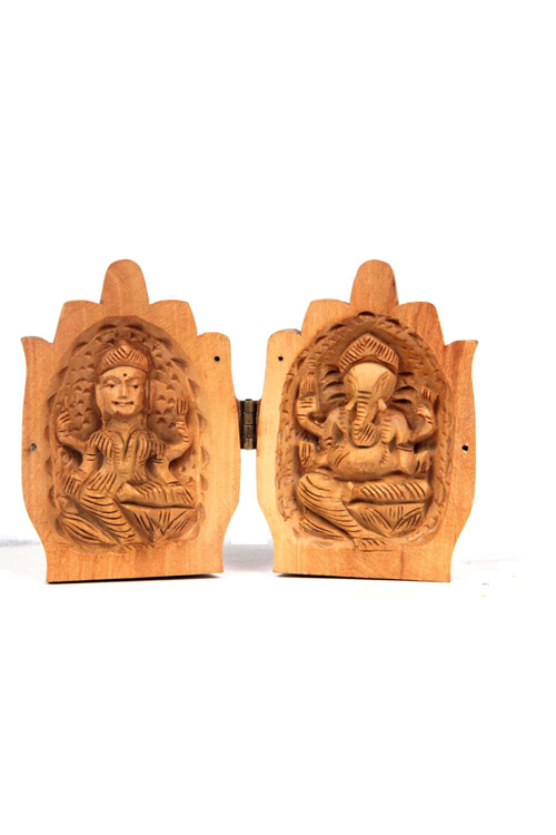 Hand Carved Goddess Laxmi And Lord Ganesh In The Folded - Carving (500x750), Png Download