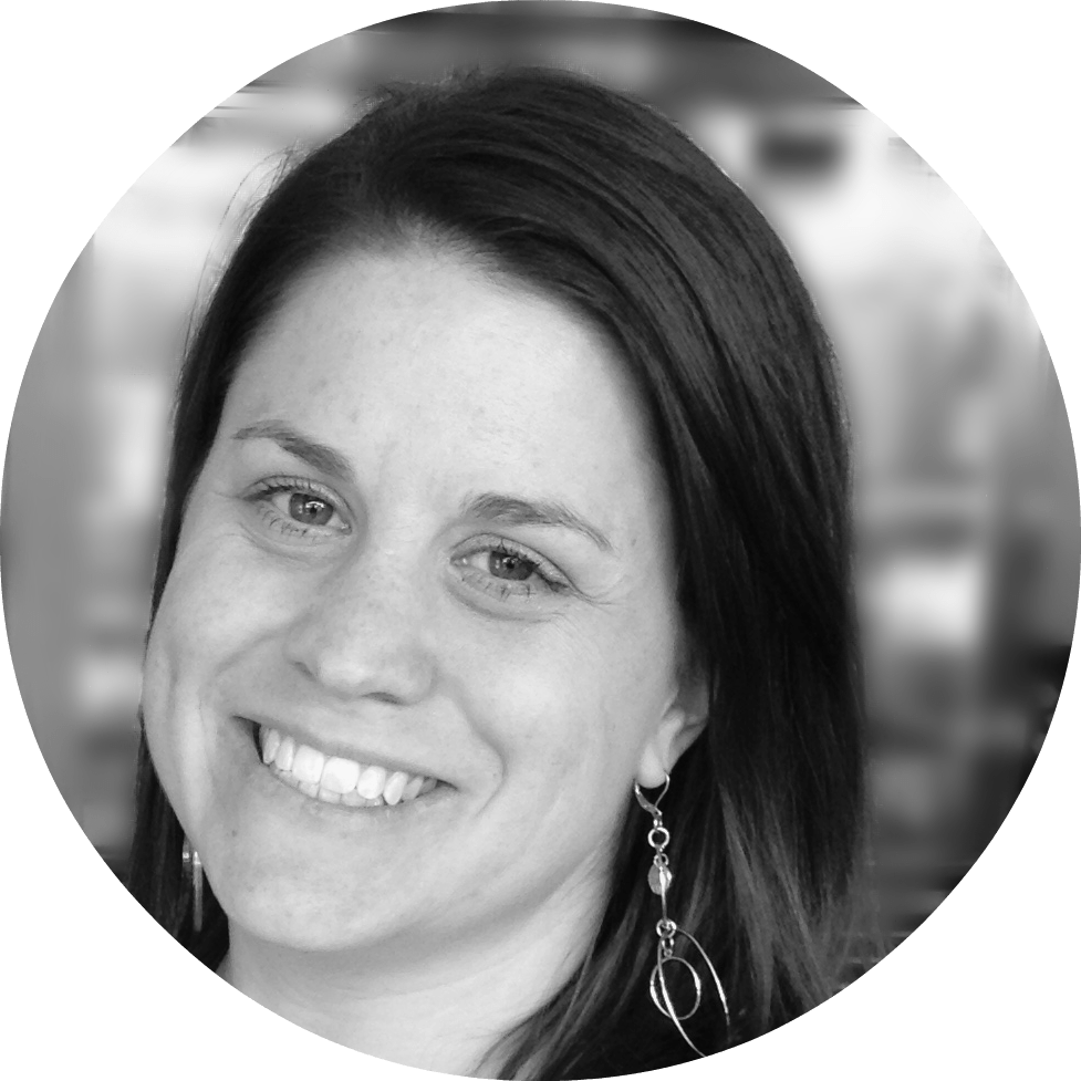 Sarah Circle Headshot Blur Background Bw Png - Girl (977x977), Png Download