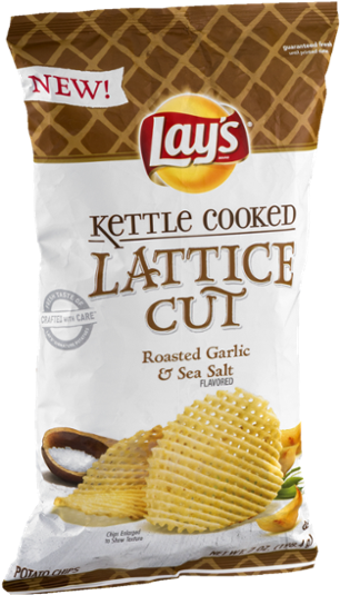 Lay's® Kettle Cooked Lattice Cut Chips Roasted Garlic - Lay's Kettle Lattice Cut Aged Cheddar & Black Pepper (600x600), Png Download
