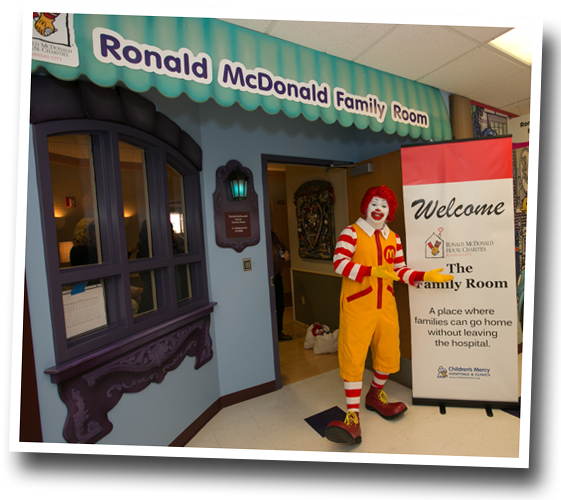 Ronald Mcdonald House Family Rooms (570x530), Png Download