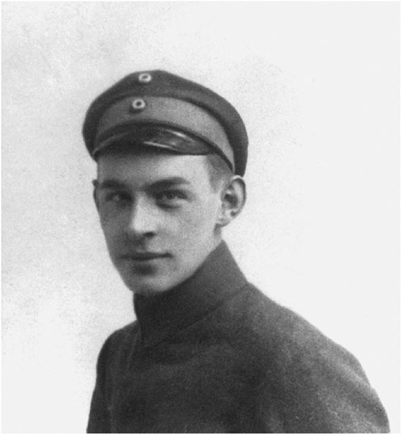 Erich Maria Remarque In Uniform, - Erich Maria Remarque Uniform (700x700), Png Download