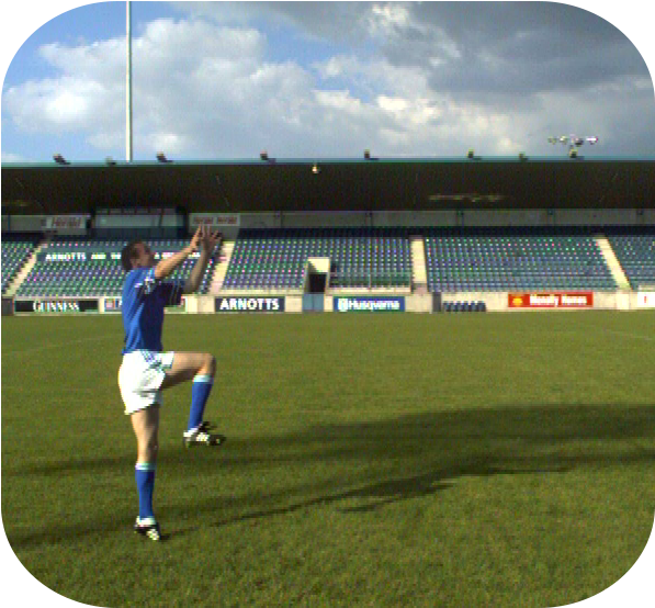 The Crouch Lift - Kick Up A Soccer Ball (720x576), Png Download