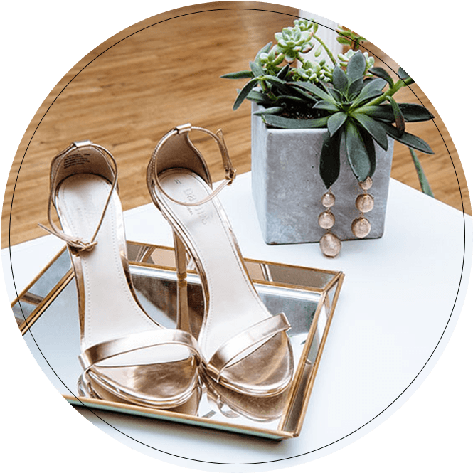 Tray With Rose Gold Strappy Heels And Rose Gold Earrings - Table (671x669), Png Download