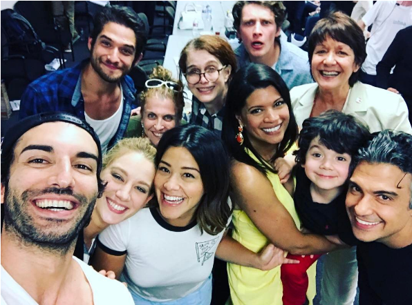 Tyler Posey - Tyler Posey Jane The Virgin (624x600), Png Download