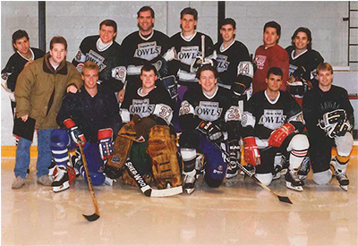 Photograph Of The Osgoode Owls Men's Hockey Team - Hockey (466x427), Png Download