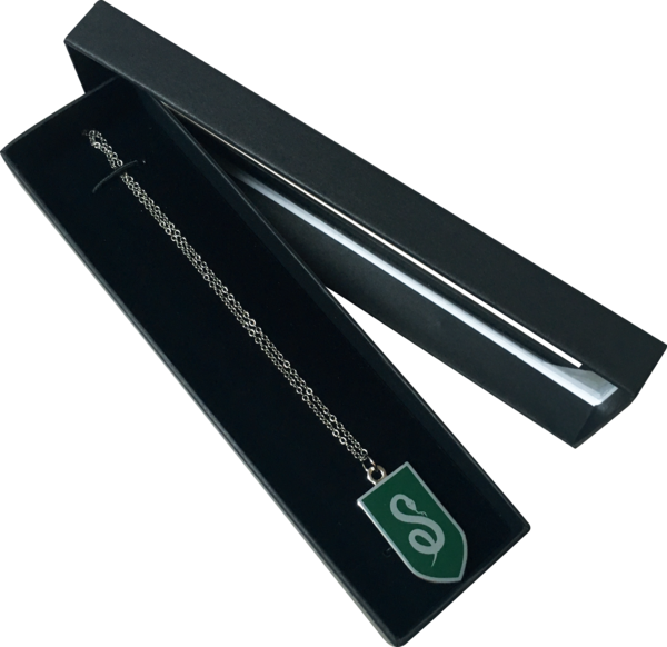 Slytherin House Crest Necklace Harry Potter Cursed (600x582), Png Download