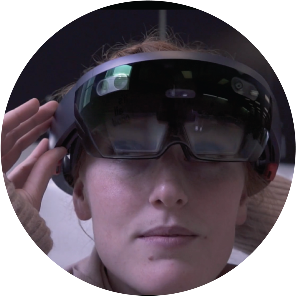 Em With Hololens-08 (1000x1031), Png Download