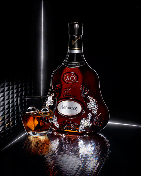 Hennessy Xo Iridescence - Hennessy Xo Cognac (886x586), Png Download