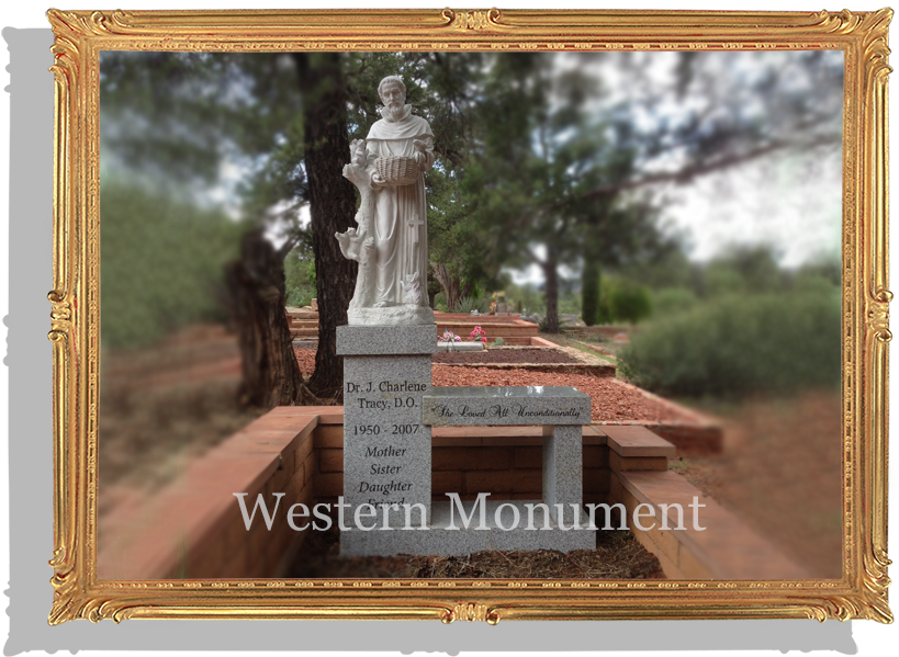 Bench With Sculpture, Sedona, Az - Mesa (936x706), Png Download