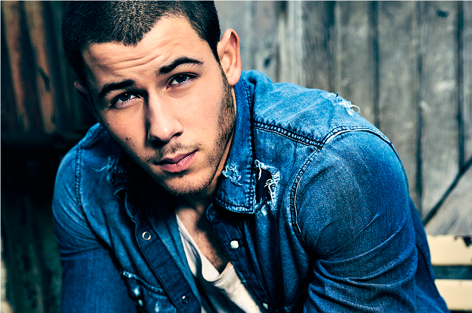 Nick Jonas Aparece Sexy E Na Maior Pegação No Clipe - Gentleman (1200x630), Png Download