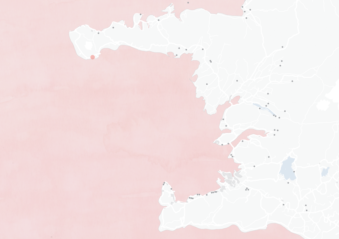 A Barn Is Attached To One Side Of The House - Atlas (1100x777), Png Download