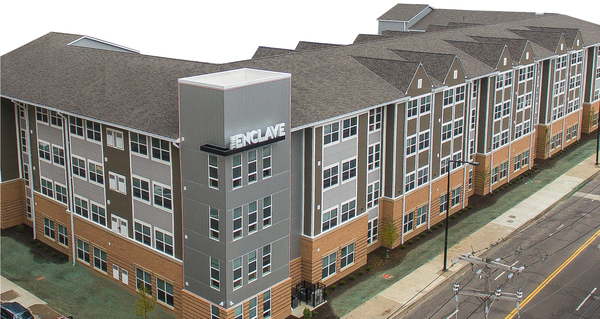 Experience Community As You Live, Study, And Play Alongside - Enclave Apartments Youngstown Ohio (2000x1100), Png Download