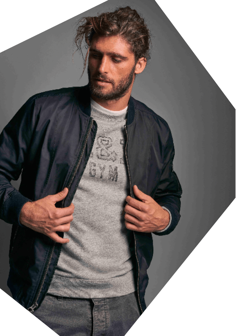 Alex Libby Abercombie Beard Man Bun Model New Look - Abercrombie And Fitch Male Models Clothed (800x1137), Png Download