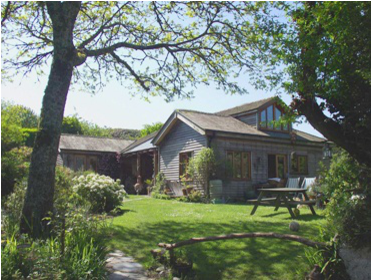 Stunning Architect Designed Award Winning Wooden House - Cottage (800x533), Png Download