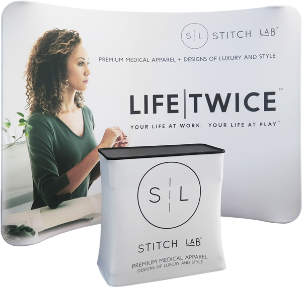 10ft Curved Tension Fabric Display With Case To Podium - Sign (800x600), Png Download