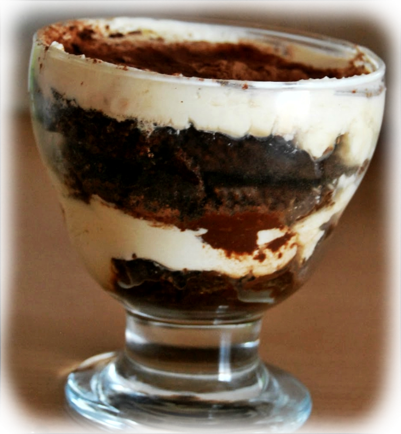 1/2 Tableta De Chocolate Para Postres 1 O 2 Cucharadas - Postre Con Mousse En Copas (808x874), Png Download
