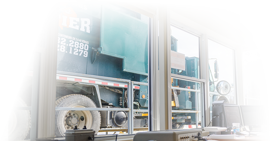 Valoris Operates An Engineered Landfill Site To Eliminate - Truck (897x470), Png Download