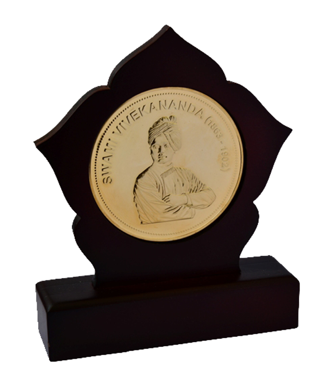 Table Swami Vivekanand Small Trophy Plain In Premium - Trophy (800x800), Png Download
