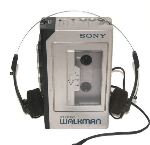 Walkman Cassette - Sony Walkman (631x651), Png Download