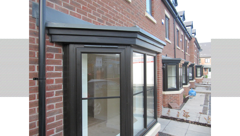 Grp Bay Window Roof - Screen Door (809x460), Png Download