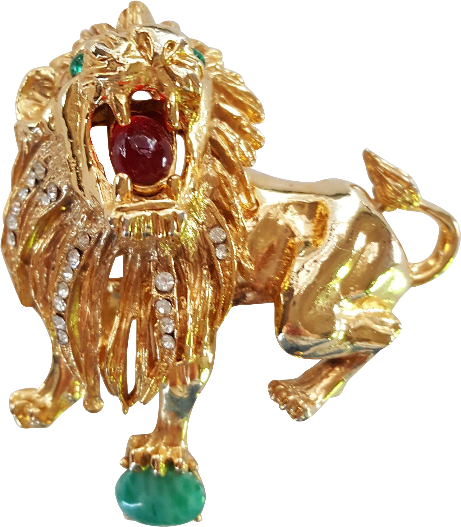 Teeth Bared, This Roaring Lion Is Clasping An Oval - Ruby (1696x1696), Png Download