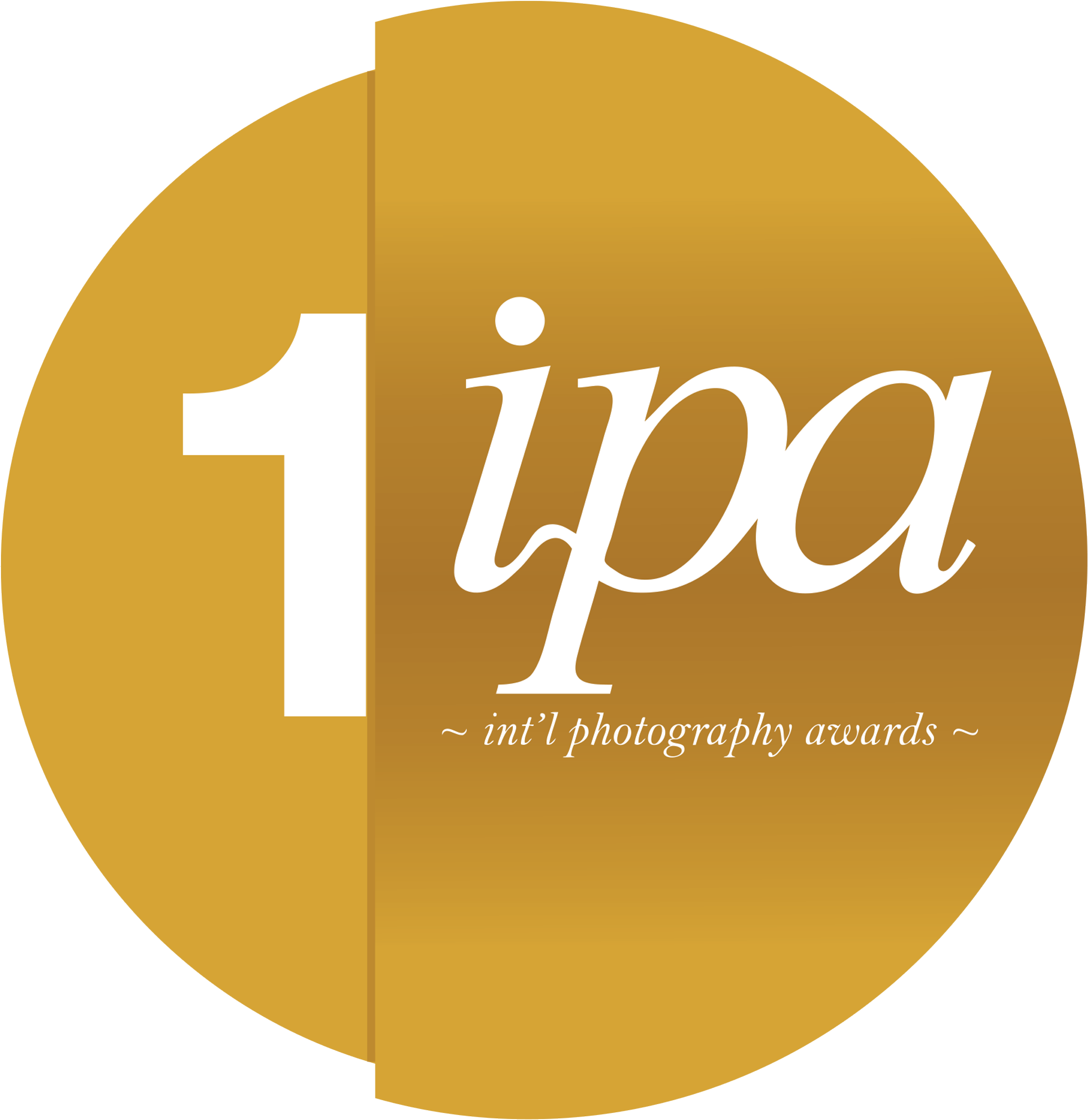 Ipa 2015, First Place - Int L Photography Awards Logo (2000x2061), Png Download
